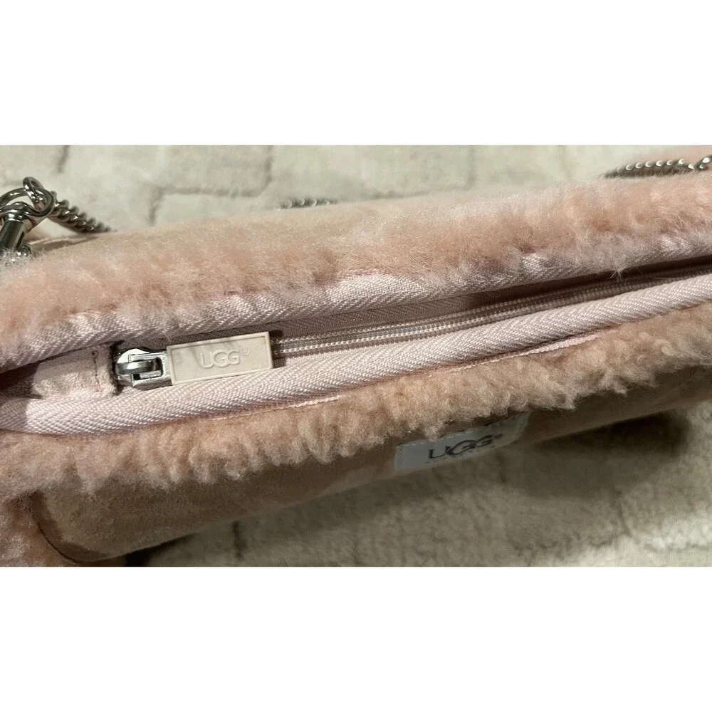 UGG Australia pink sheepskin shoulder bag With Hand Muff Opening